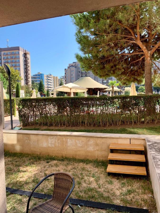 סאני ביץ' Royal Beach Apartments - 5M To Pool, 100M To Beach מראה חיצוני תמונה